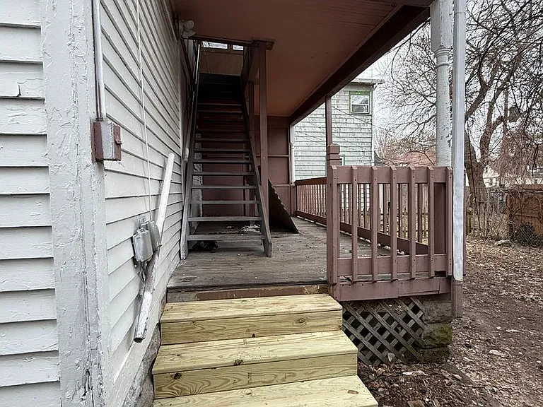 1132 Monroe Ave — Photo 7
