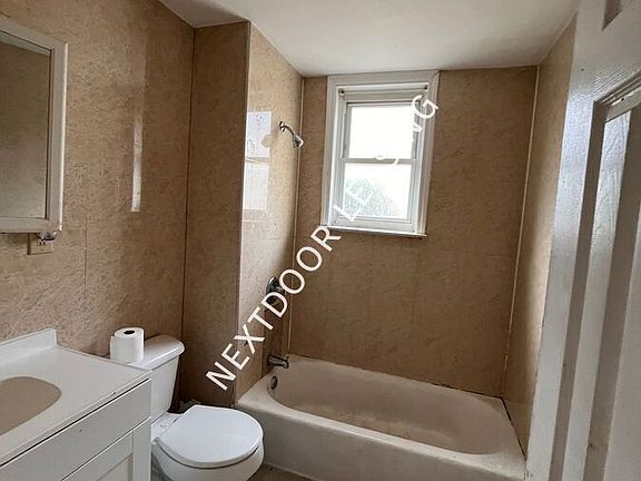 3rd image of 90 E 21st St #1M