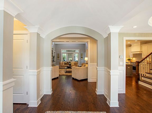 4th image of 5022 Fair Elms Ave