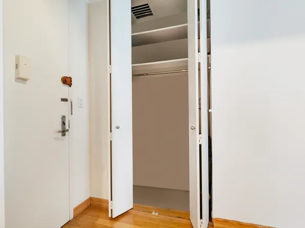 343 East 74th Street 14E image 10 of 11
