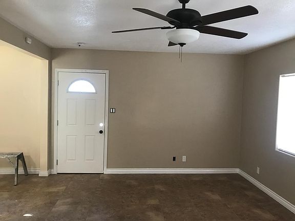 4th image of 3048 Caspian Ave