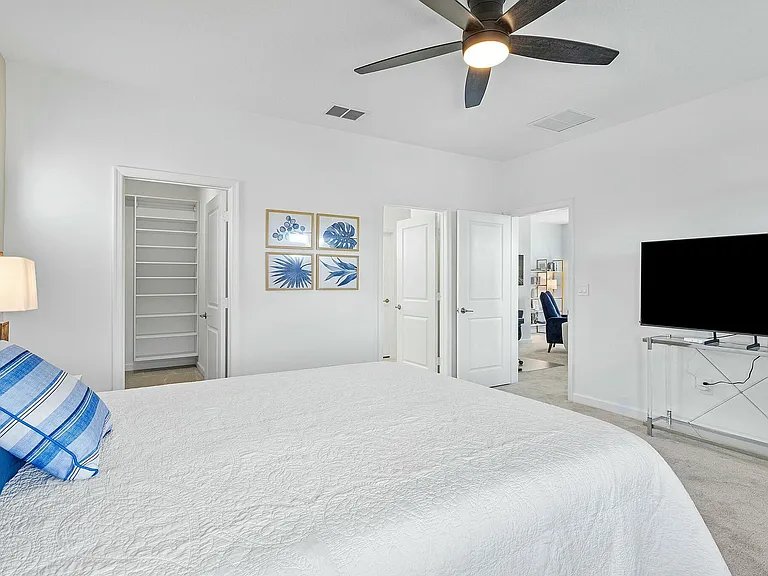 13404 Brotherhood Way — Photo 21