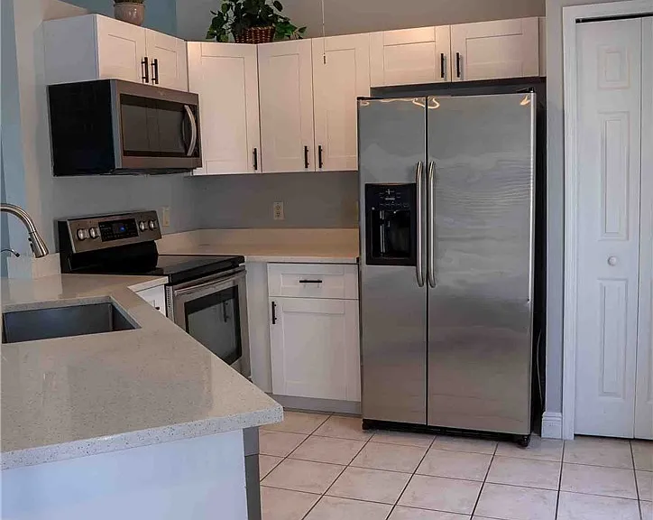 416 NW 17th Ave — Photo 9