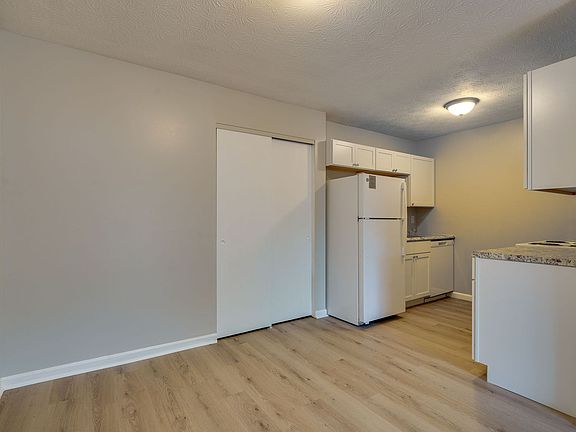 3rd image of 3231 Sovereign Dr #Ap-06