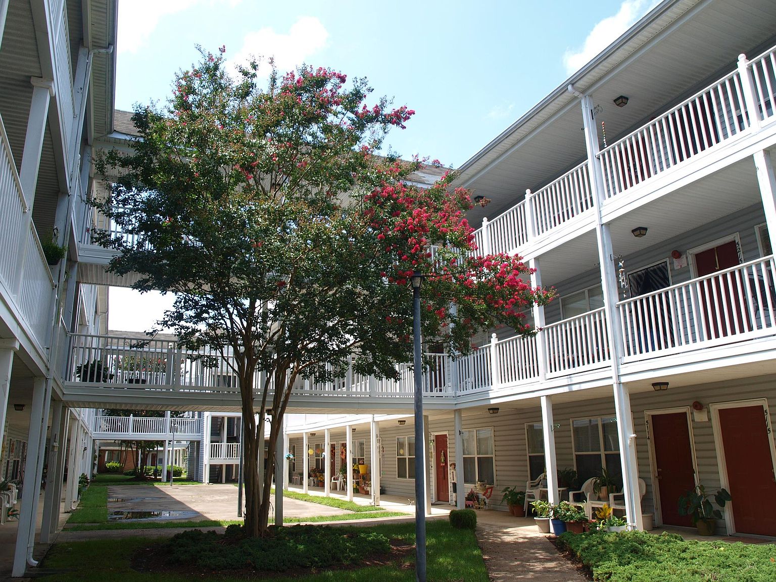 Chesapeake Crossing And The Courtyards 55 Senior Community Apartments Chesapeake