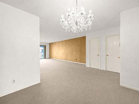 5th image of 2700 Bellefontaine St APT B30