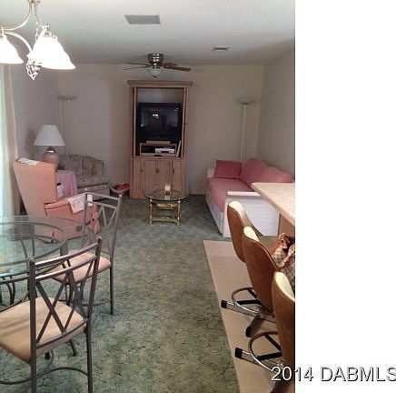 4th image of 410 S Center St