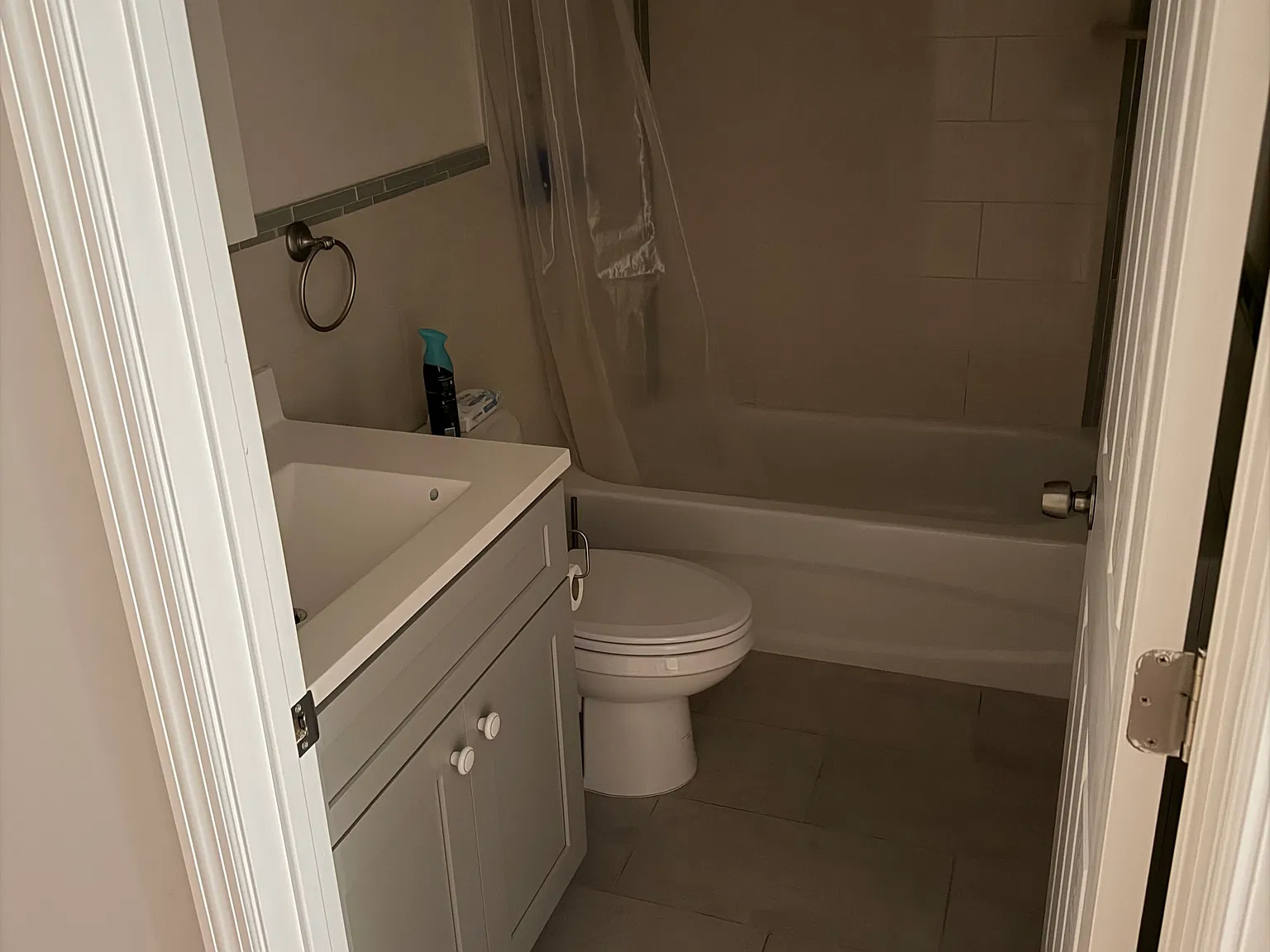 2 bed, 950 sqft, $2,200 — Photo 4