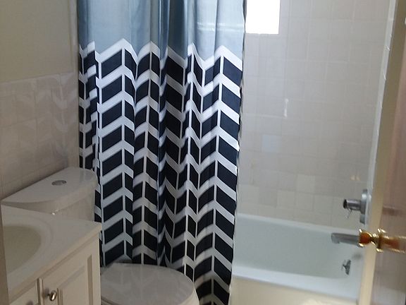 2nd image of 122 Arizona Ave APT 8