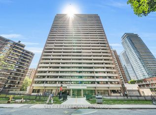 33 Isabella St #2214, Toronto, ON M4Y 2P7