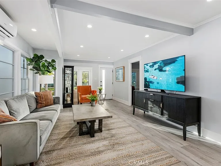 414 Cypress Dr — Photo 13