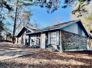 203 N 3rd St, Crockett, TX 75835