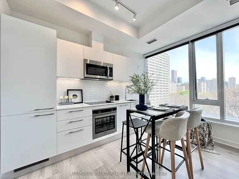 3 Gloucester St #610 — Photo 4