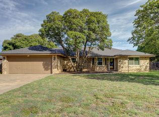 822 7th St, Wolfforth, TX 79382
