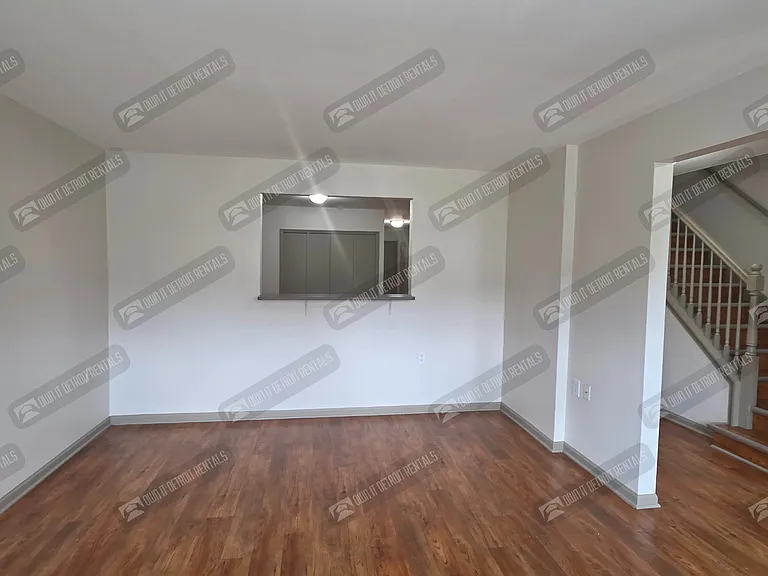 15887 Muirland St — Photo 4