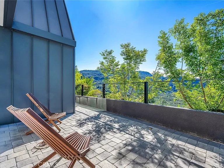 24301 Sylvan Glen Rd — Photo 44