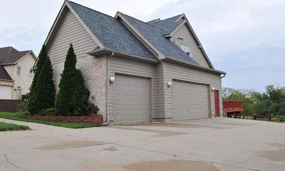 4th image of 434 Pine Brae Dr