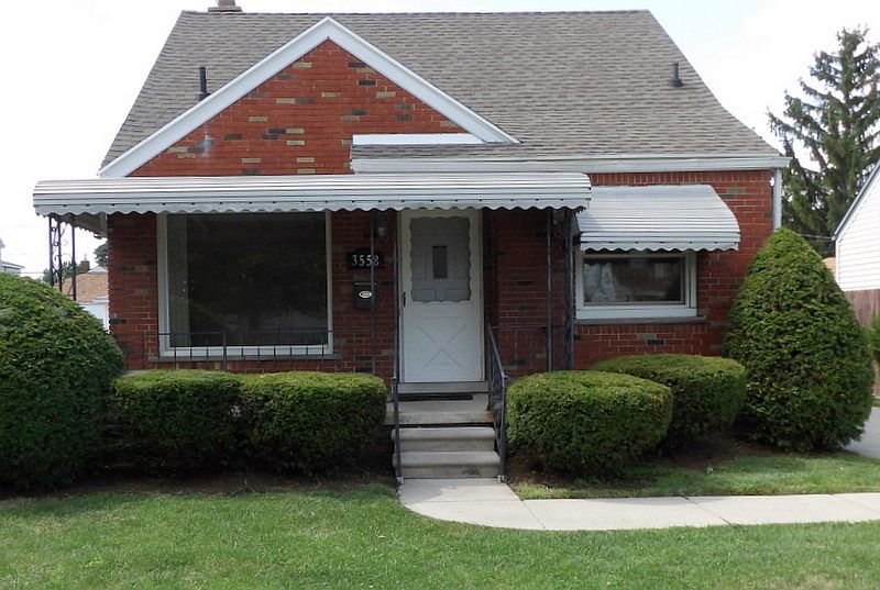 1st image of 3558 14th St