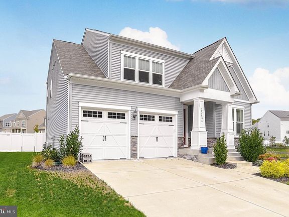 2nd image of 23434 Lilliflora Dr