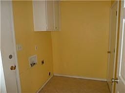4th image of 542 Pinebluff Dr