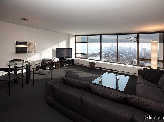 2nd image of 2800 N Lake Shore Dr APT 3006
