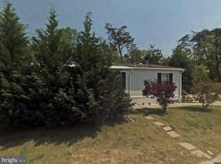 325 Ella Dr, Lothian, MD 20711