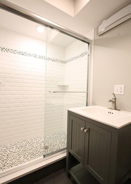 2nd image of 13 Kenilworth St #4