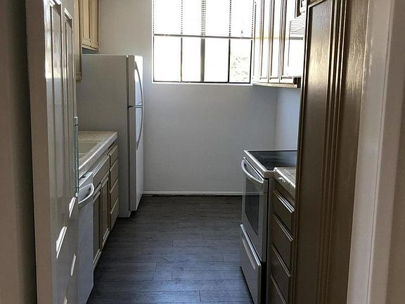 2nd image of 497 E California Blvd APT 308