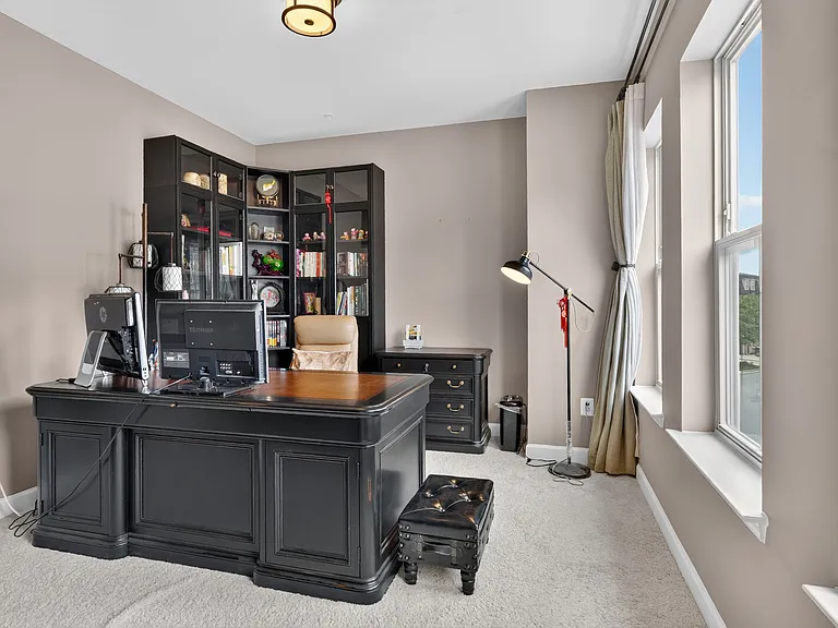 809 Fair Winds Way — Photo 3