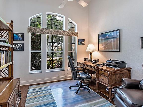 4th image of 2905 Gardens Blvd