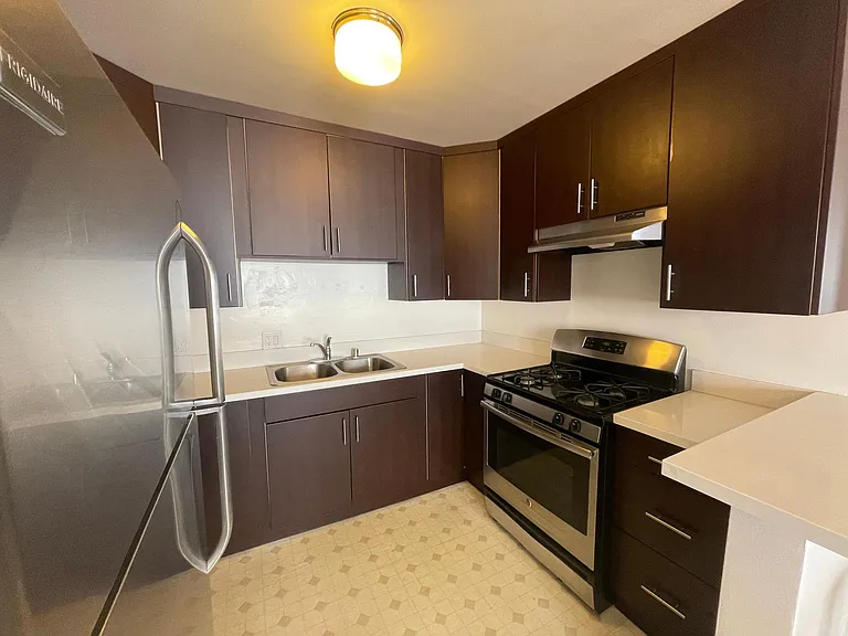 1544 N Fuller Ave #7 — Photo 20