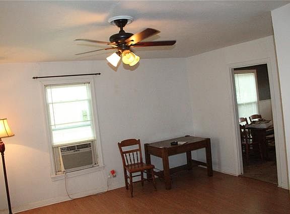 2nd image of 3628 Earle Dr