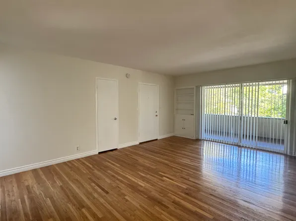 283 S El Molino Ave APT 4, Pasadena, CA 91101