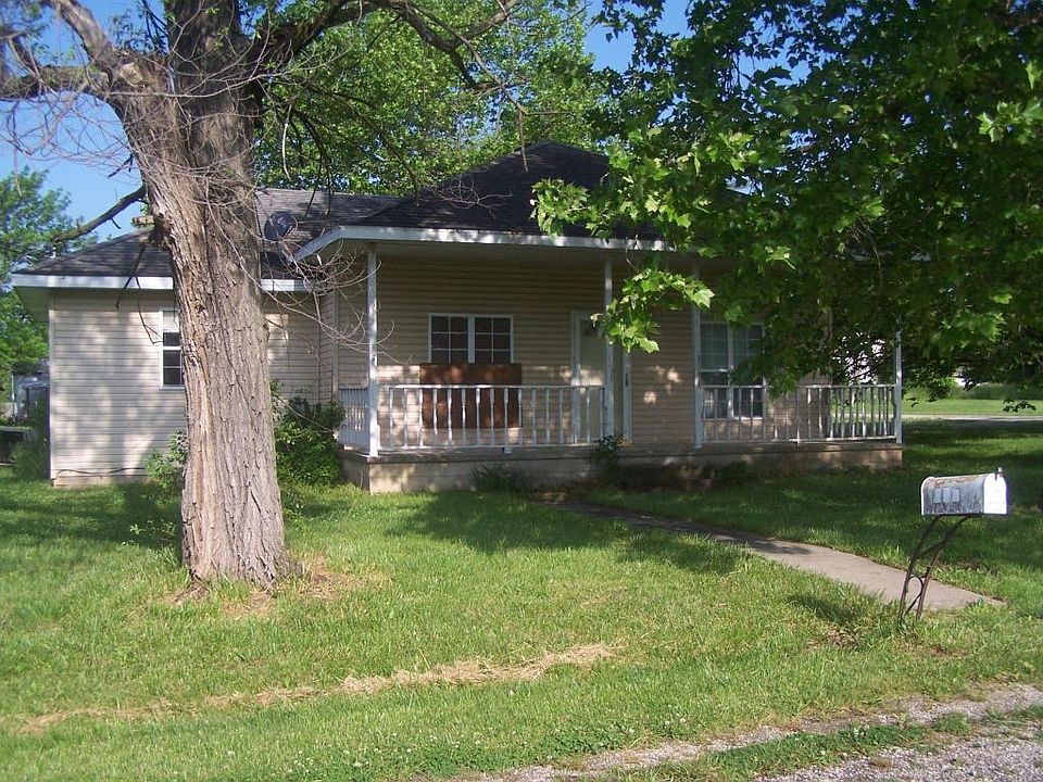 2nd image of 22458 Rock St