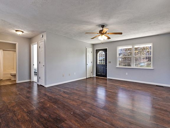5th image of 355 Scarlett Dr
