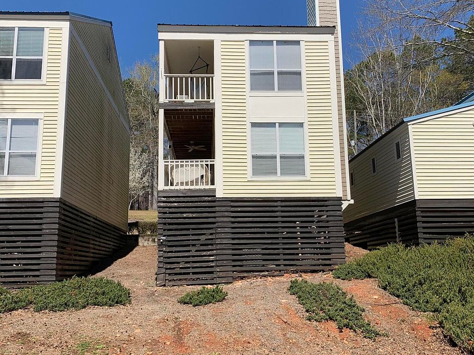 1st image of 100 Harbor Pl #604