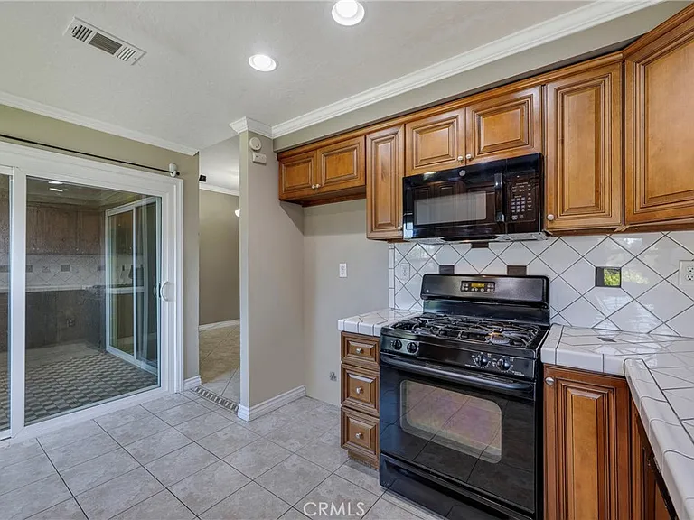 343 E Chapman Ave #E — Photo 4