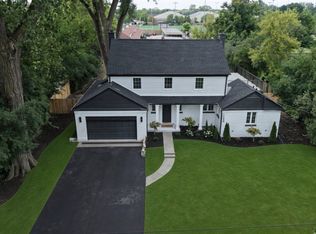 1288 Sunview Ln, Winnetka, IL 60093