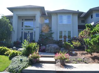 1971 Long Lake Shore Dr, Bloomfield Hills, MI