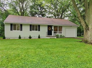 422 Middlesworth Ave SW, North Canton, OH 44720