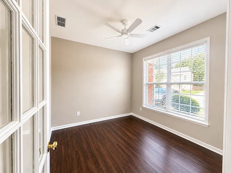 3219 Citation Ave NW — Photo 3