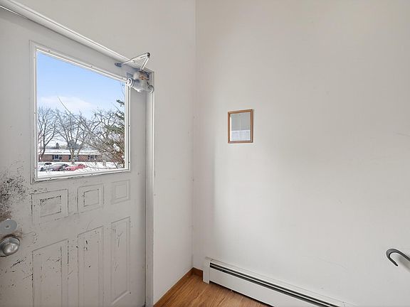 2nd image of 2717 Virginia Ave N