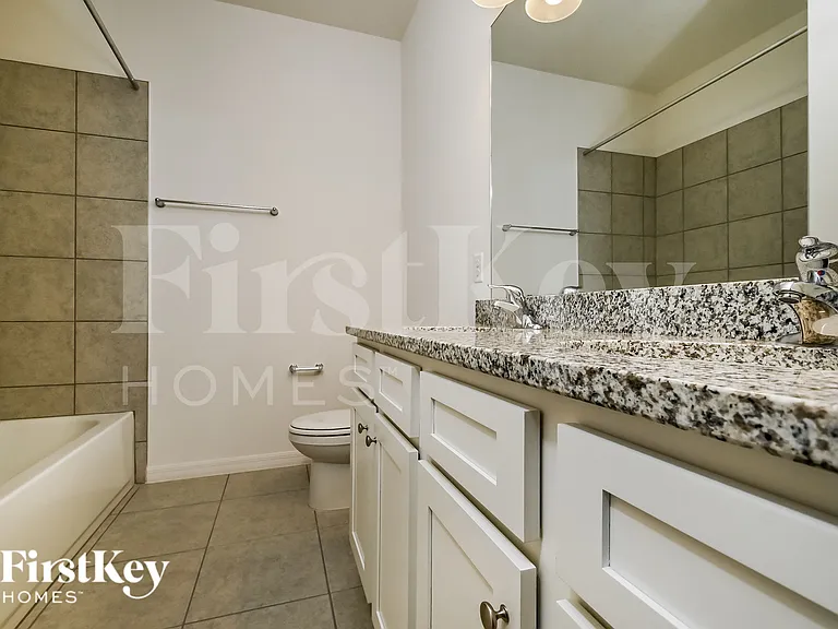 217 Windsor Reserve Dr — Photo 17