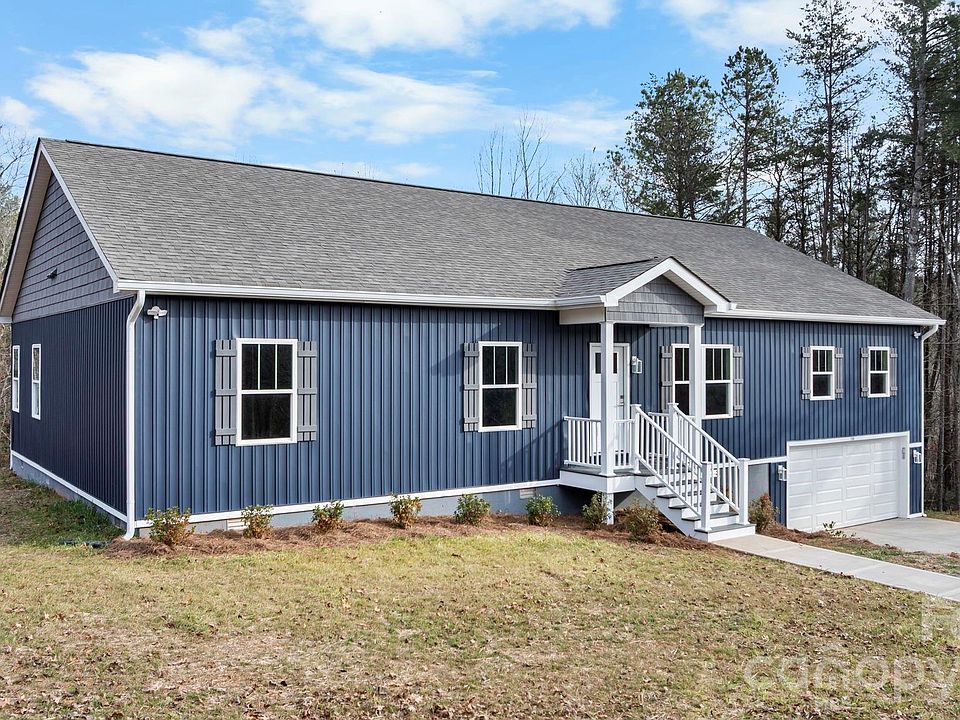 1st image of 138 Cascades Dr