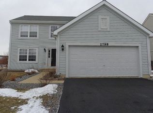 2798 Providence Ln, Montgomery, IL 60538