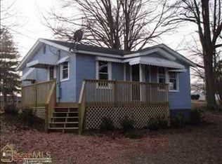 5 Cooper St, Liberty, SC 29657