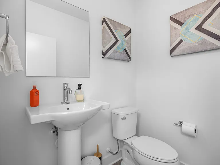 610 Walnut Heights Dr #3 — Photo 5