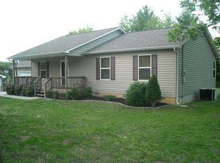 105 East Dr, Kingston, TN 37763