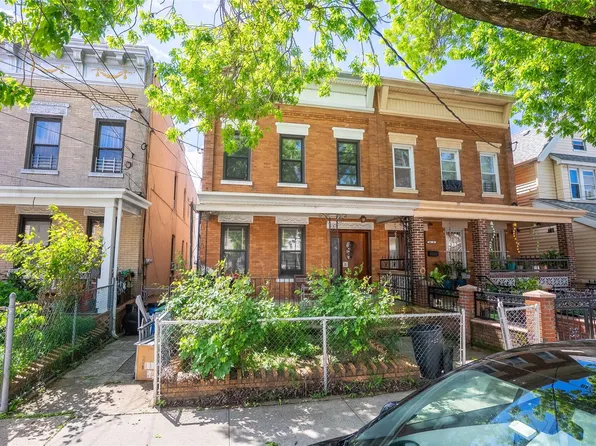 104-32 88th Avenue, Richmond Hill, NY 11418