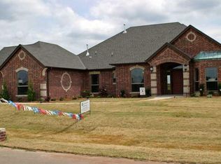 18396 Black Bear Trl, Oklahoma City, OK 73159